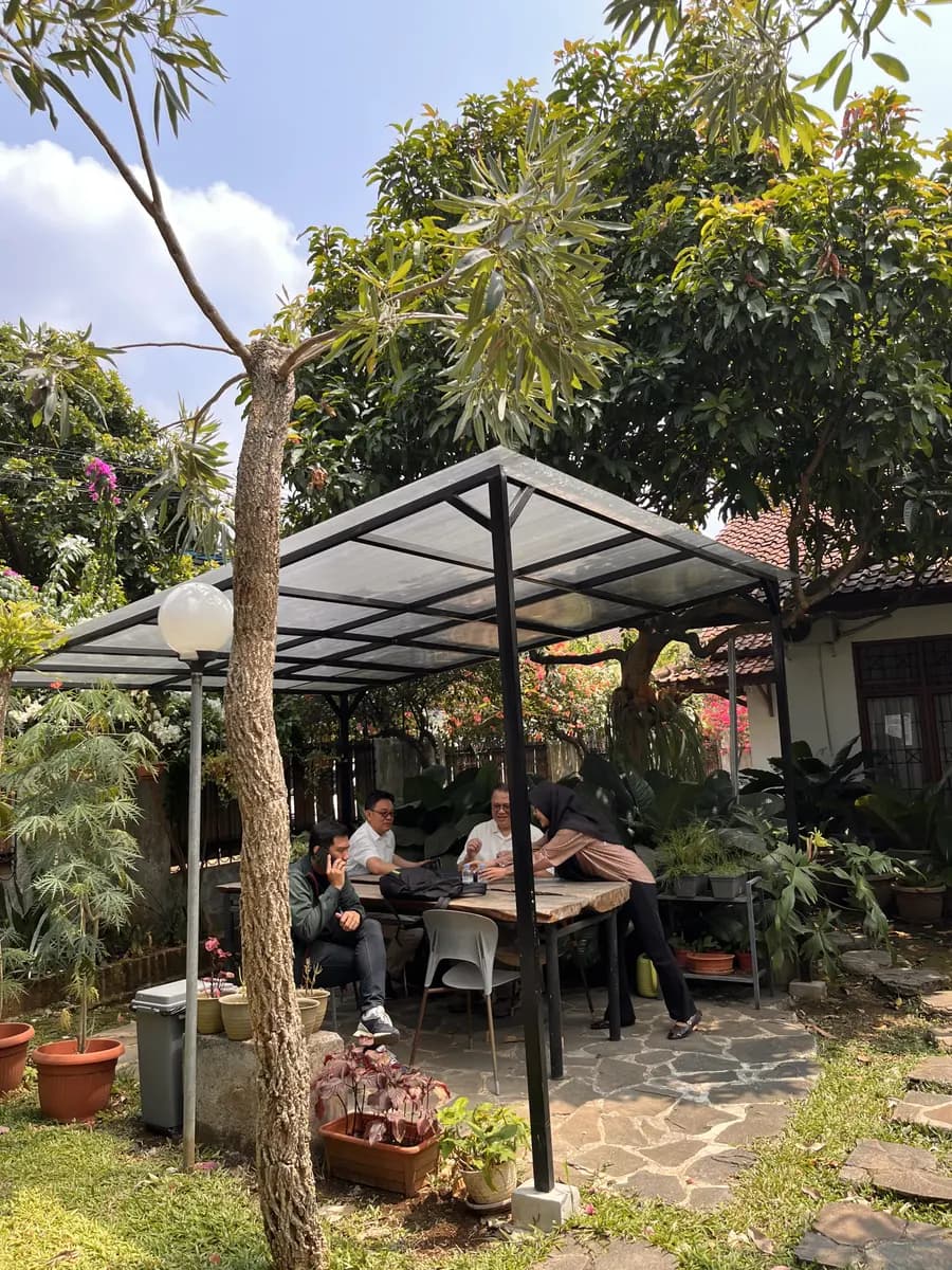 Meeting di gazebo